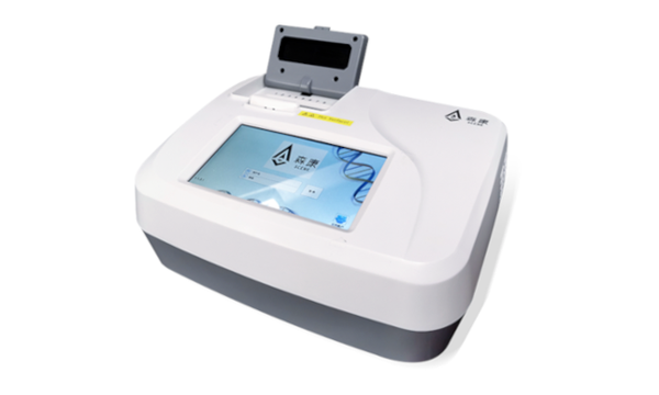 实时荧光 PCR 仪